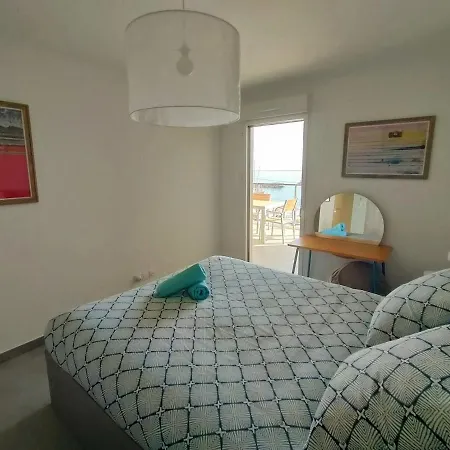 شقة Le Millesime Olivier : Vue Exceptionnelle Sur La Baie, Moderne Avec Et Parking Prive. *
